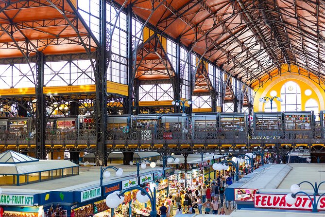 Budapest Grand Market Tasting Tour - Small Group & Local Guide - A Typical Walk Through: How the 90 Minutes Unfold