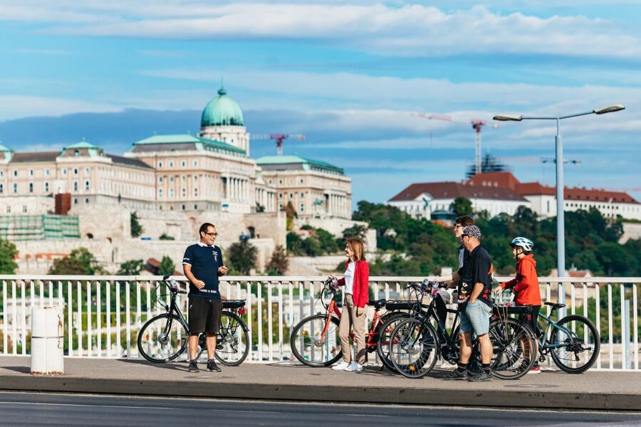 Budapest: Grand Sightseeing Bike Tour - Key Points That Make This Bike Tour Worth Your Time