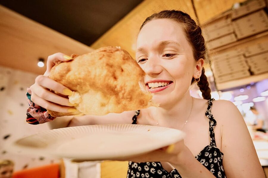 Budapest: Guided Food Tour with Wine, Beer, and Shots - Key highlights at a glance