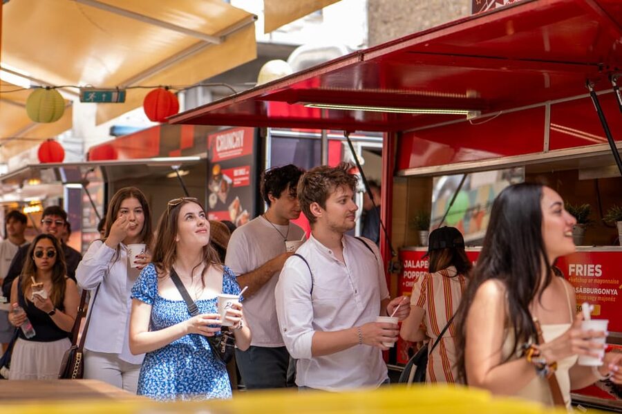 Budapest: Guided Food Tour with Wine, Beer, and Shots - District 7 food tour value: why this format works in Budapest