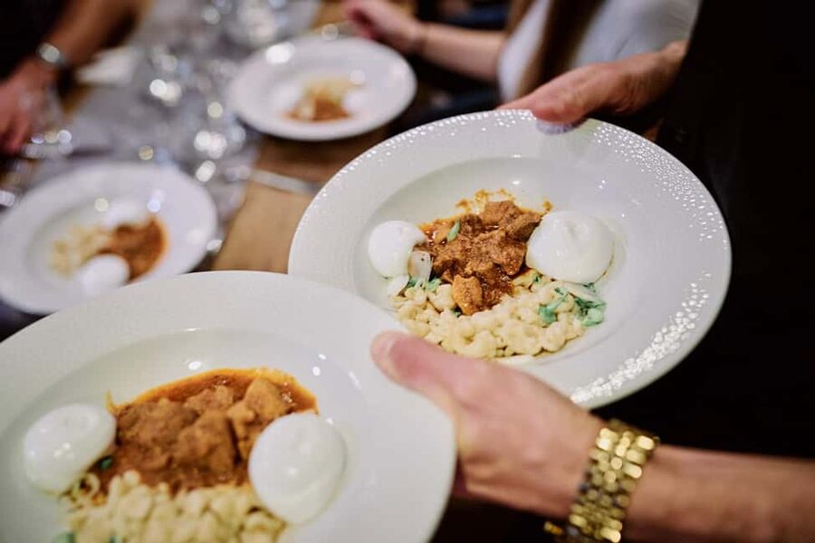 Budapest: Guided Street Food Tour with Sweet Wine - Street food stops: Lángos and soup that feel like Budapest