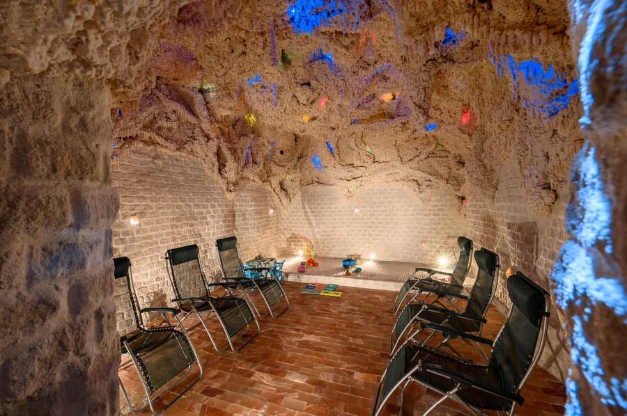 Budapest: Helia Day Spa entry ticket - Price and expectations: who this spa day fits best in Budapest