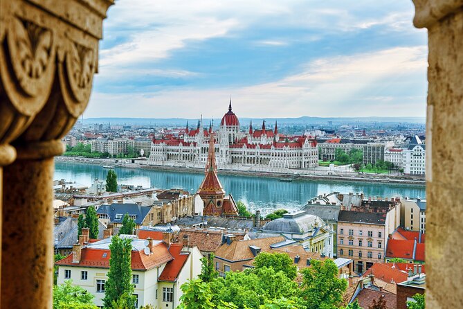 Budapest Highlights Self guided scavenger hunt and Walking Tour - Buda Castle hill section: Fisherman’s Bastion and Matthias Church