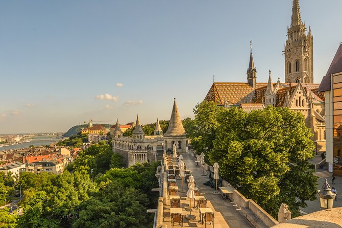 Budapest Highlights Self guided scavenger hunt and Walking Tour - Who this Budapest hunt suits best