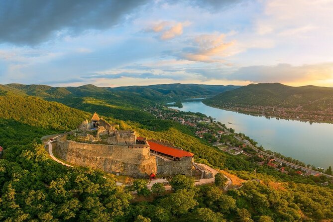 Budapest Hike to Visegrád Castle w or wo Sauna/Danube beach - Practical tips for a smooth hike and sauna combo