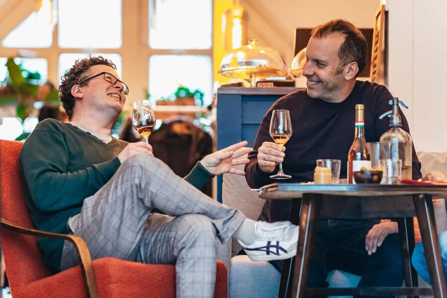 Budapest: Hungarian Wine Tasting with 8 Wines and Tapas - Should you book Budapest Hungarian Wine Tasting with 8 Wines and Tapas?