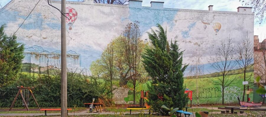 Budapest: Jewish District Private Walking Tour - Hungarian Jewish Museum and the Raoul Wallenberg Memorial Garden