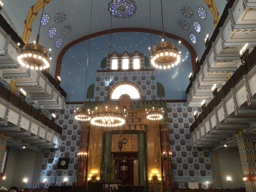 Budapest: Jewish Heritage Guided Tour with Synagogue Ticket - Rumbach and Kazinczy Synagogues: Moorish Revival details on the longer option