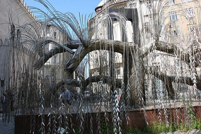 Budapest Jewish Heritage Memorial Walking Tour & Synagogue Entry - Heroes’ Temple: remembering World War I losses