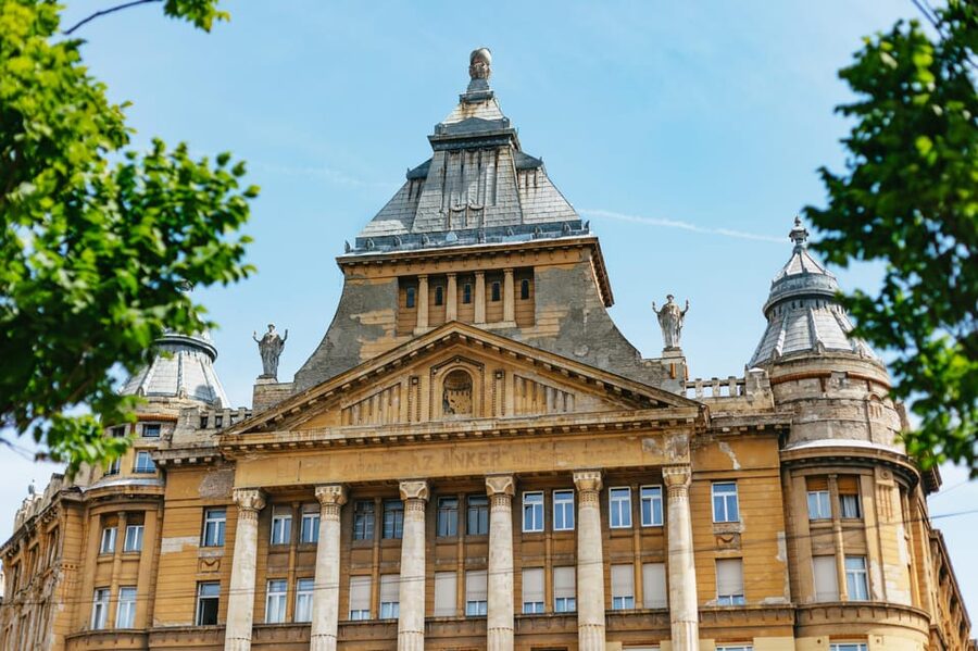 Budapest: Jewish History Guided Walking Tour with Historian - Why This Historian-Led Jewish Quarter Walk Feels Different