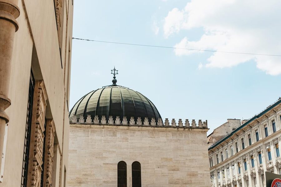 Budapest: Jewish History Guided Walking Tour with Historian - Price and Value: What $63 Buys for a 2.5-Hour Walk