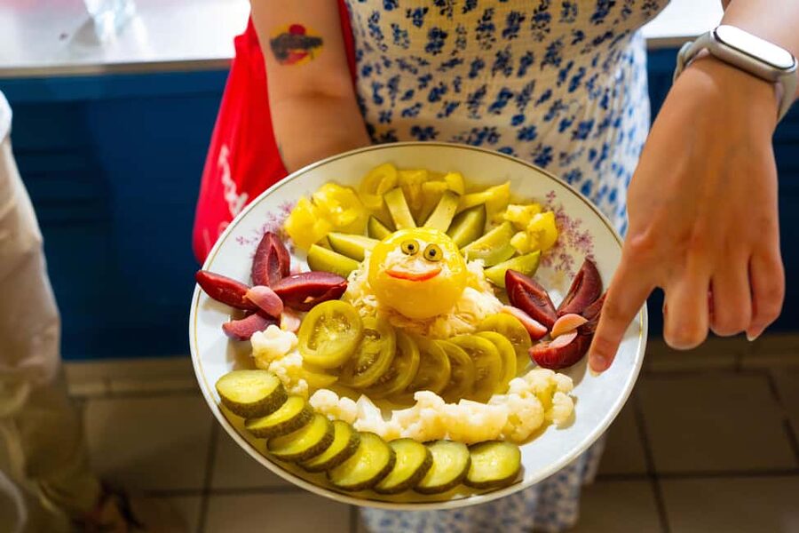 Budapest: Kickstart the City - Local Market Tasting Tour - Key highlights worth your attention