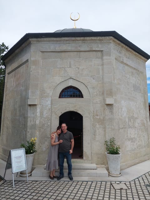 Budapest: Lake Balaton & Herend Porcelain Private Day Tour - Balatonfüred Stop: Dessert, Town Flavor, and a First Spa Story