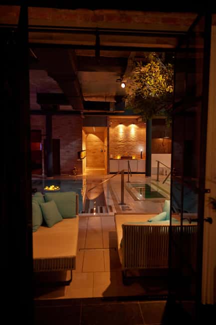 Budapest: Massage 60 min + Bath entry Mandala Day Spa - How the Teahouse Fits Between Pools and the Massage
