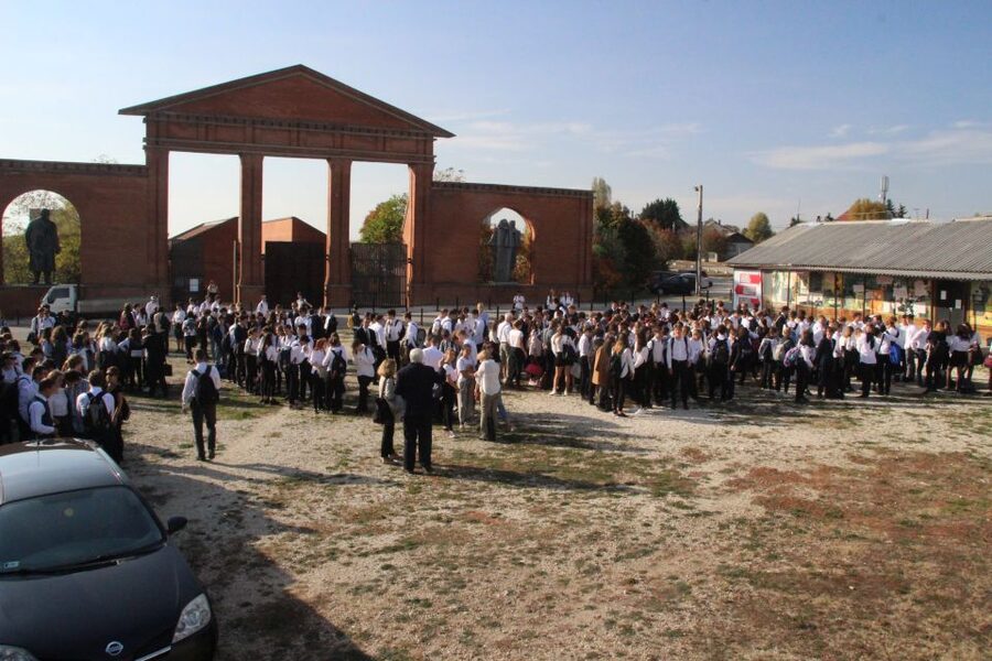Budapest: Memento Park and Icons of Communism Guided Tour - Key highlights worth marking
