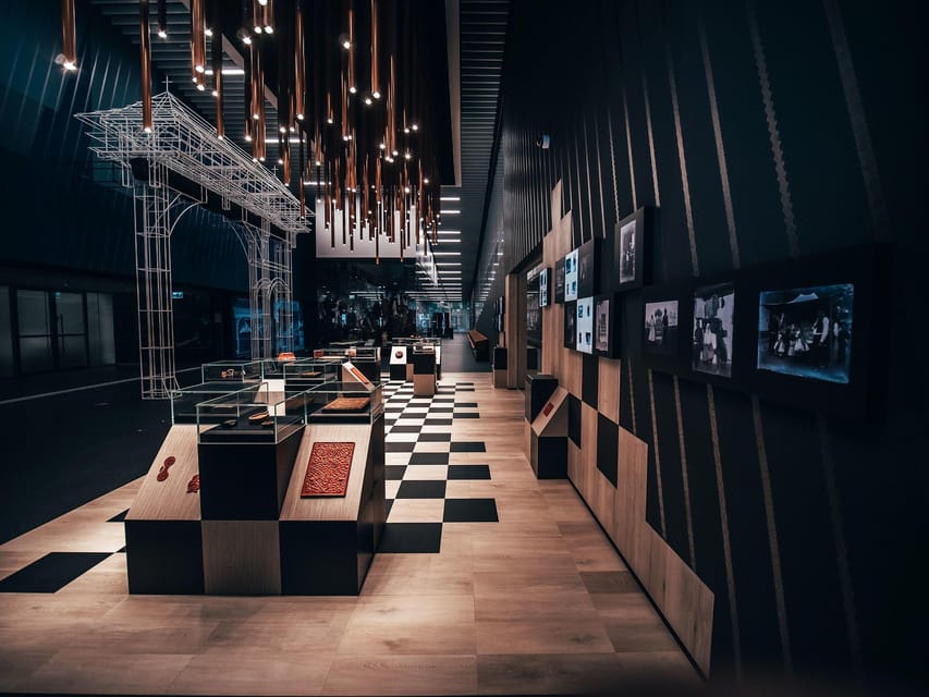 Budapest: Museum of Ethnography Entry Ticket - Permanent collections, audio guide, and how to use it well