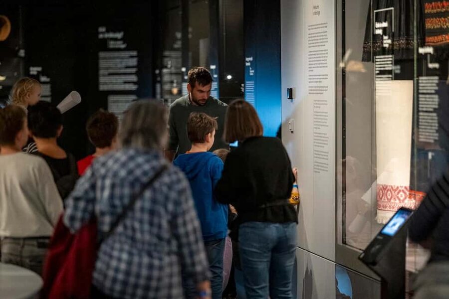 Budapest: Museum of Ethnography Official Entry ticket - ZOOM exhibition space, from a museum big bang to a museum galaxy