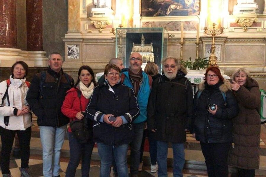 Budapest : Must-see attractions walking tour - Should You Book This Budapest Highlights Walking Tour?