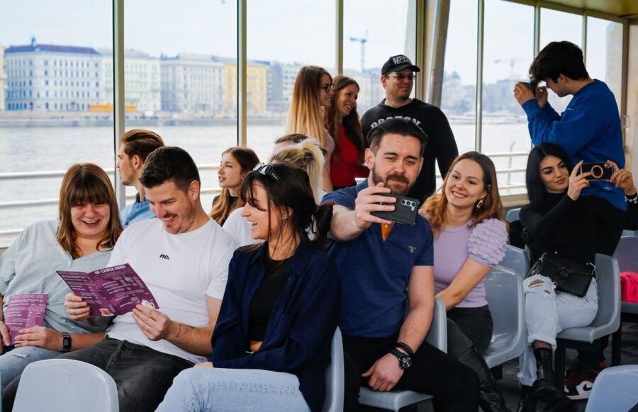 Budapest: Nighttime or Daytime Sightseeing Cruise - Who this cruise suits best (and who might want something else)