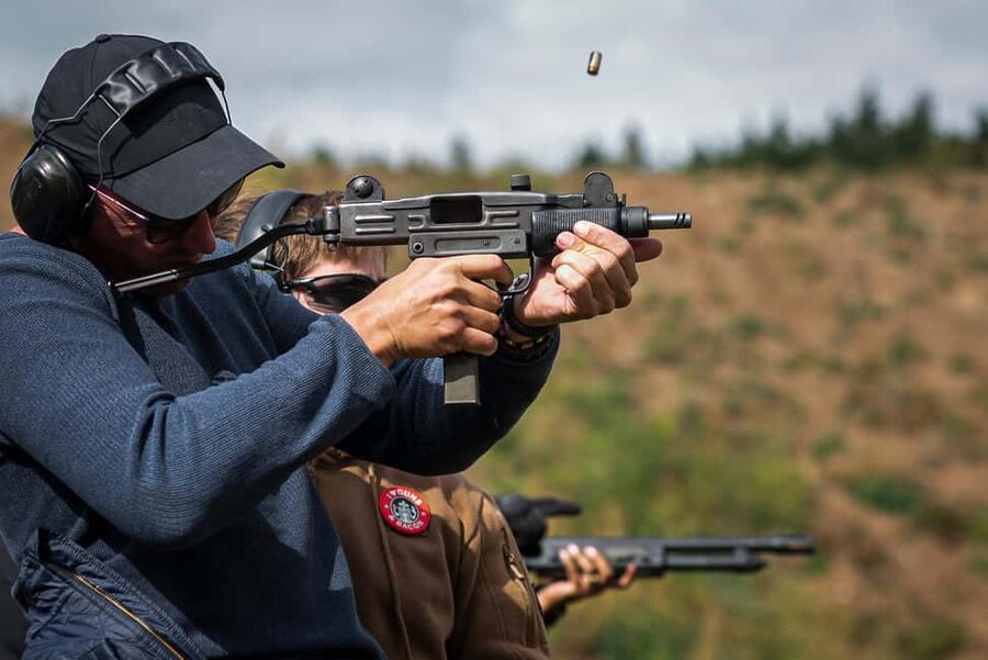 Budapest: Outdoor Shooting Experience + Hotel Pickup - Key Things You’ll Notice Before You Go