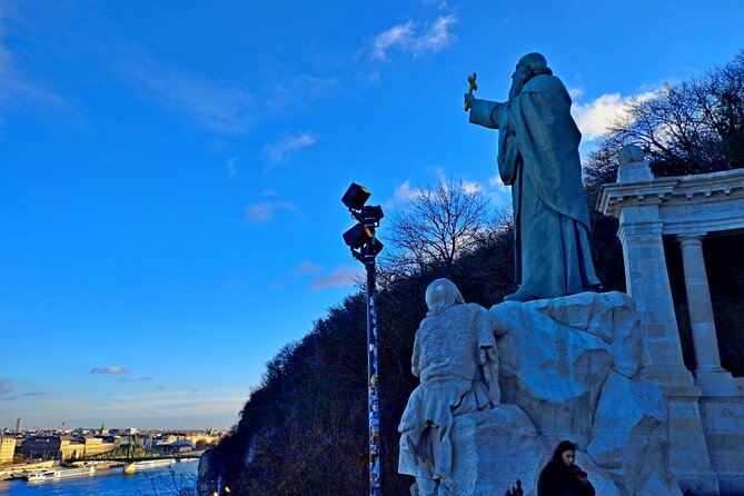 Budapest Panorama Walk - Garden of Philosophers: Prince Buda and Princess Pest Photo Moments
