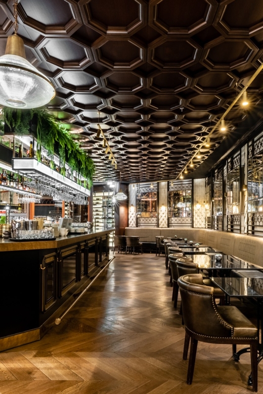 Budapest: Párisi Passage Restaurant 3-Course Menu - Champagne Tasting and the Drinks That Come With It