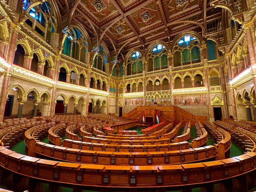 Budapest: Parliament Building Entry Ticket and Audio Guide - Hall of the Dome and the Crown Jewels moment