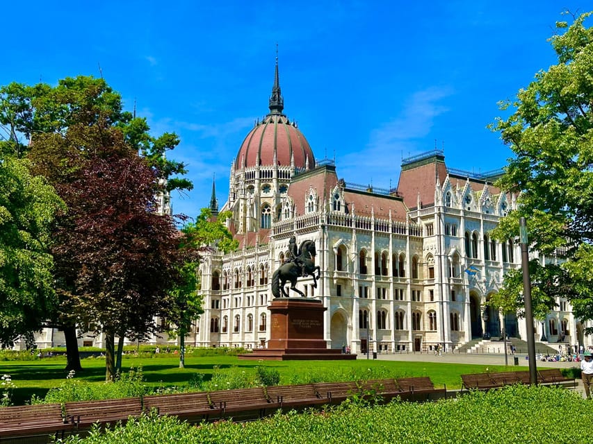 Budapest: Parliament Building Entry Ticket and Audio Guide - Old Upper House and Councils of Deputies: history you can walk through