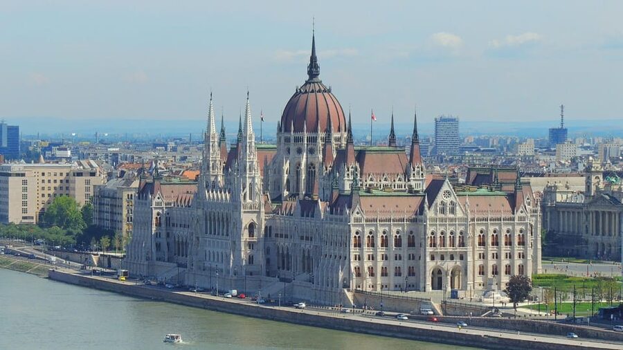 Budapest: Parliament Building Entry Ticket and Audio Guide - History of the House exhibition: the context layer