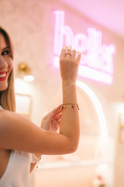 Budapest: Personalized Bracelet-Making Experience - Who Bella Charm Bar fits best (and who should think twice)