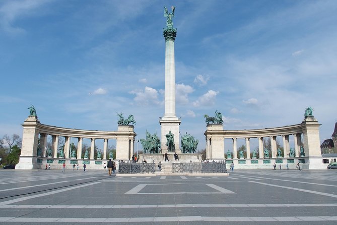 Budapest Pest side tour: Days of Glory - Key highlights worth planning for
