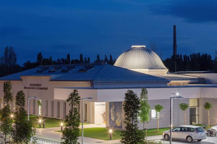 Budapest: Pesterzsébet Salt-Iodine Spa & Sauna World Ticket - Key things to know before you go