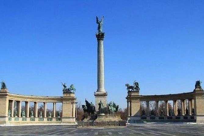 Budapest Private 2 hrs. Mercedes Sightseeing Tour - Key Things You’ll Notice on This Mercedes Sightseeing Tour