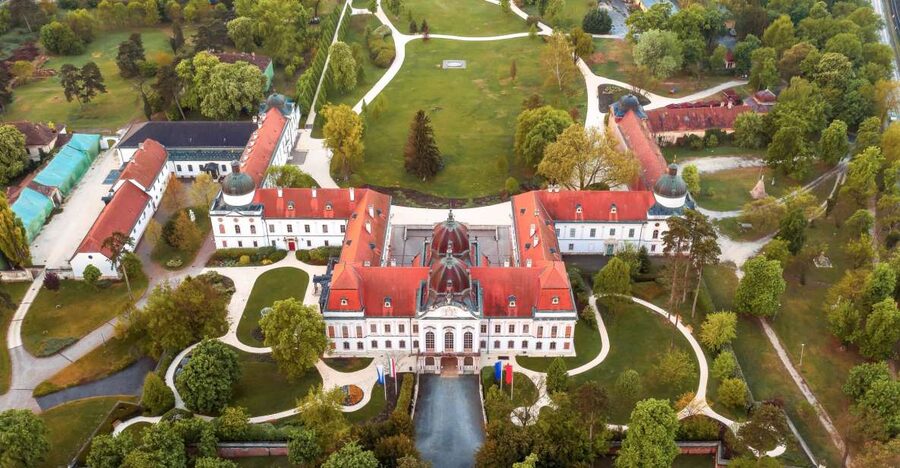 Budapest: Private 3-Hour Gödöllő Palace Tour - Gödöllő Palace in one guided story, Sisi and Francis Joseph