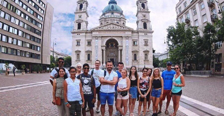 Budapest: Private 3-hour Guided City Tour by Bus - Key Things That Make This Tour a Good Bet