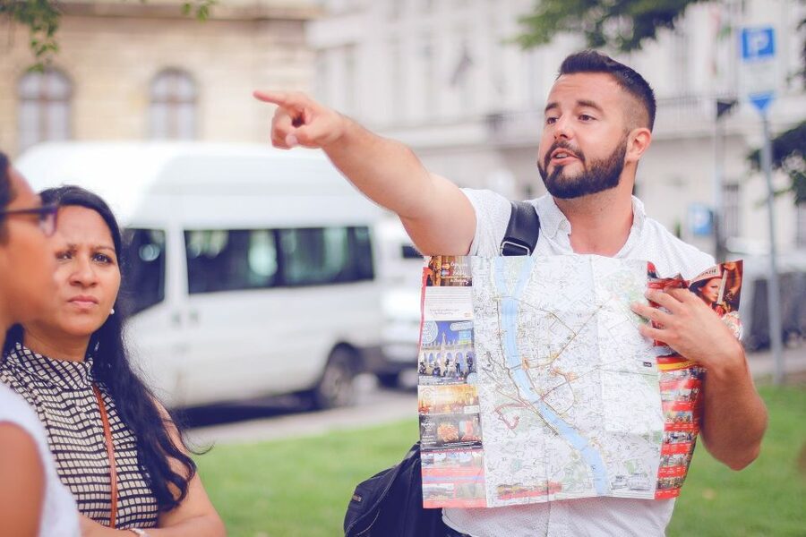 Budapest: Private 3-hour Guided City Tour by Bus - Buda Side Walking: Castle District, Matthias Church Area, and Fisherman’s Bastion