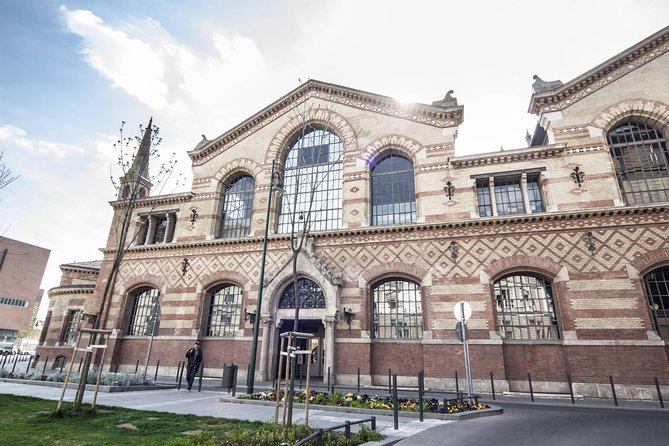 Budapest Private 4 Hour City Tour Experience with a car / van - City Park landmarks: Vajdahunyad Castle and quick photo stops