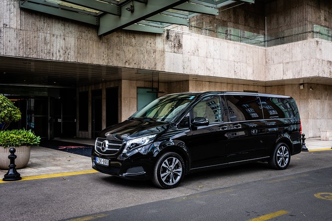 Budapest Private Airport Transfer in a Luxury Minivan - Vehicle Details, Comfort, and Luggage Handling
