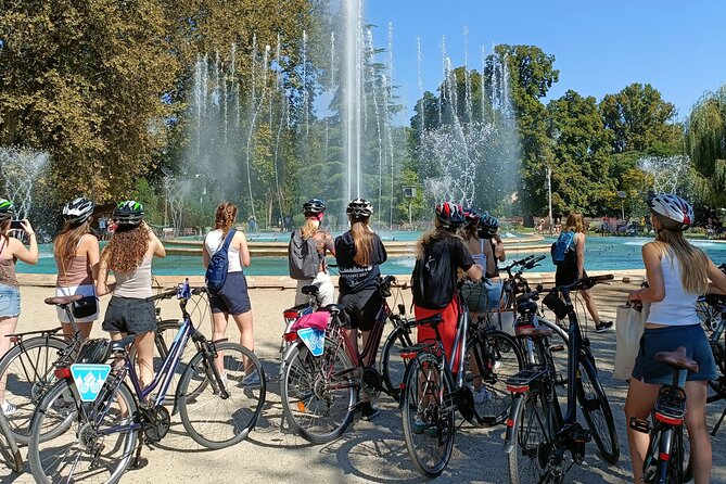 Budapest private Bike & e-Bike Tour with a drink - Why the price of $95.03 per person feels fair