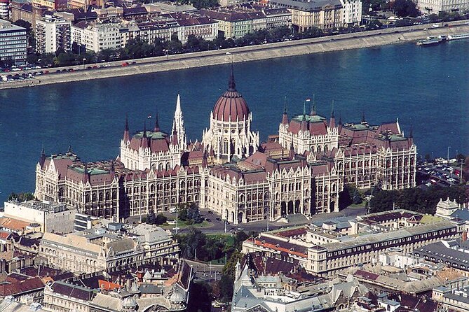Budapest Private City Tour by car in 4 hours - Central Market Hall pause, then Vajdahunyad Castle for the “fairytale frame”