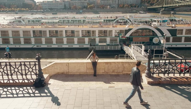 Budapest: private drone photo session - Practical Tips That Will Help Your Photos Look Better