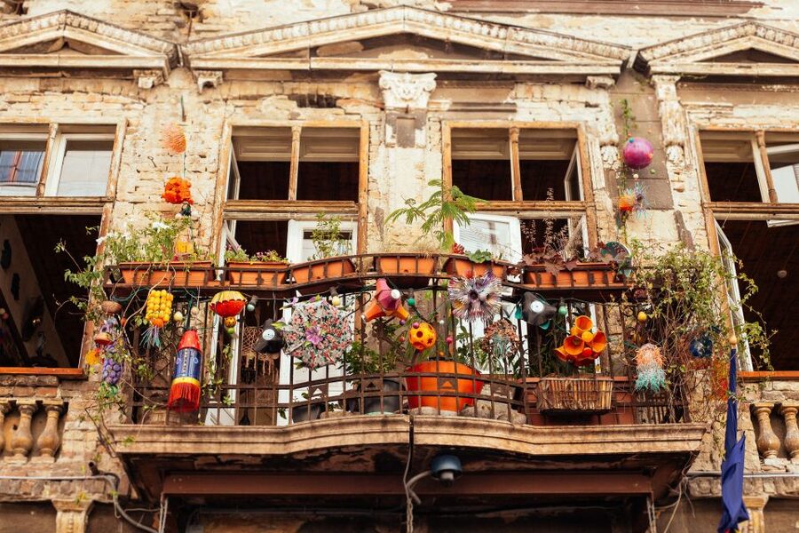Budapest: Private Food Tour – 10 Tastings with Locals - Chimney cake and lángos, plus the snacks you will crave later