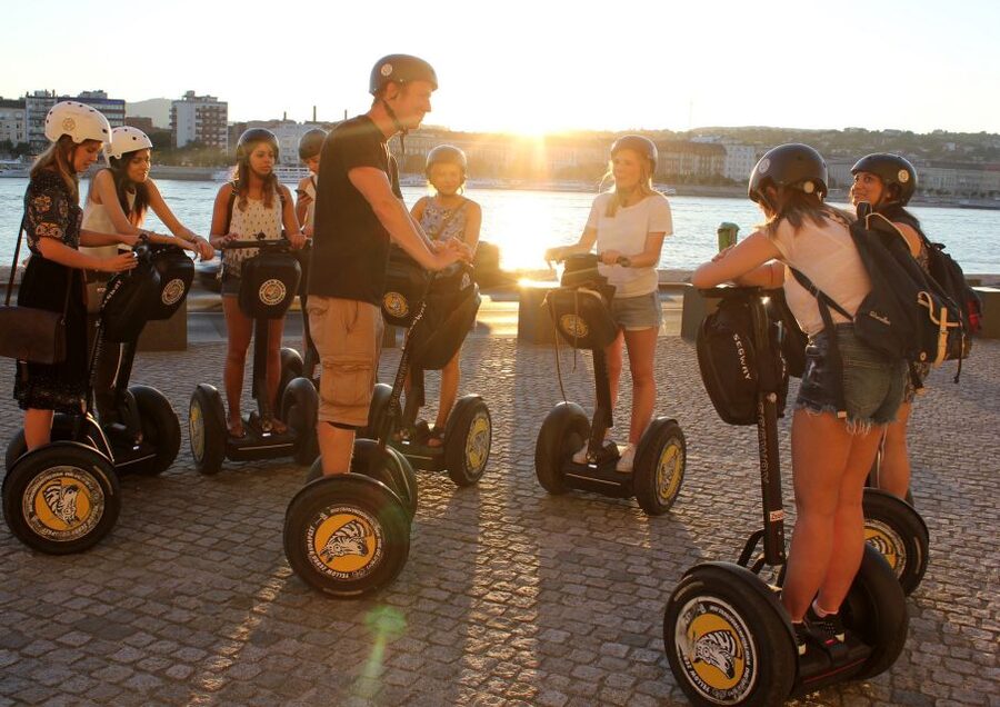 Budapest: Private Guided Segway Tour - Heroes’ Square and Vajdahunyad Castle, City Park for the Final Big Moments