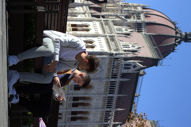Budapest Private Guided Tour with Photoshoot - Big(3hrs) - Fashion Street and Erzsebet ter: where the walk feels modern