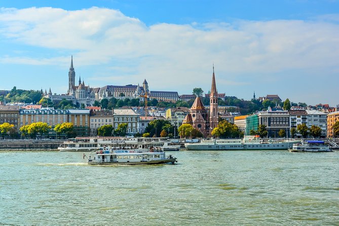 Budapest Private Luxury Sightseeing Tour with Guide and Transport - Jewish Quarter energy plus Central Market Hall in the same half-day