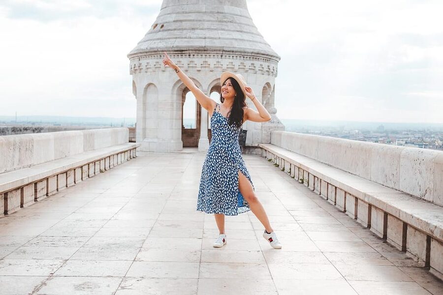 Budapest: Private Photoshoot & Sightseeing - Why this private photo-walk beats “selfie sightseeing”