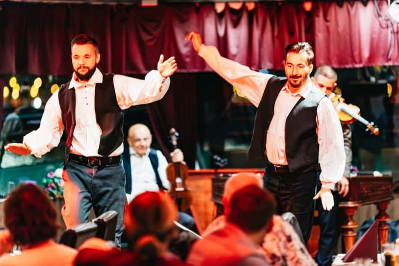Budapest: Prosecco Dinner Cruise with Live Music - Price and value: is $107 per person actually fair?