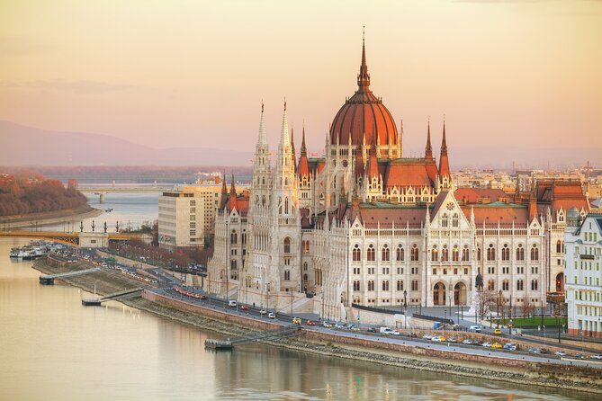 Budapest Scavenger Hunt and Highlights Self Guided Audio Tour - How this Budapest scavenger hunt works in real life