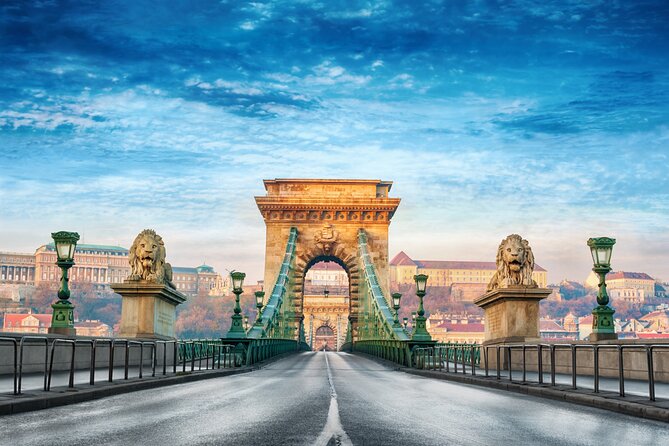 Budapest Scavenger Hunt and Highlights Self Guided Audio Tour - The route across Pest and Buda: what to do at each stop
