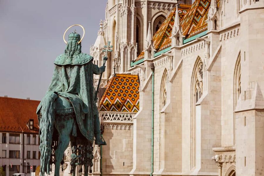 Budapest: Secrets of the Old Town of Buda Guided Walk - From Fisherman’s Bastion to the Castle District: start with real orientation